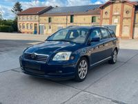 gebraucht Toyota Avensis Kombi 1.8-1-VVT-i aus erste Hand