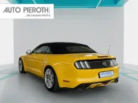 Gebraucht Ford Mustang GT Convertible 421 PS (309 kW) 2017 Californiagelb metallic Cabrio