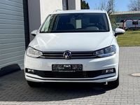 Neu VW Touran Comfortline 122 PS (89 kW) 2025 Van / Kleinbus