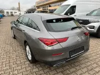 Gebraucht Mercedes CLA200 Shooting Brake 150 PS (110 kW) 2022 Grau Kombi