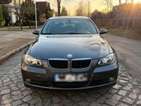 Gebraucht BMW 320 150 PS (110 kW) 2005 Silber Limousine