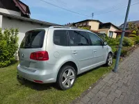 Gebraucht VW Touran Life 105 PS (77 kW) 2014 Silber Van / Kleinbus
