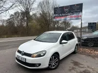 Gebraucht VW Golf VI Comfortline 105 PS (77 kW) 2010 Weiß Kleinwagen