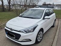 Gebraucht Hyundai i20 Active 84 PS (61 kW) 2017 Weiß Kleinwagen