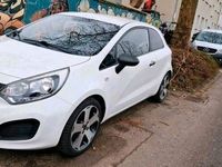 gebraucht Kia Rio 2012 .1.2 L .86 PS Unfall Frei Technisch ohne Problem