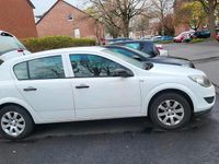 Gebraucht Opel Astra 90 PS (66 kW) 2009 Weiß Kleinwagen