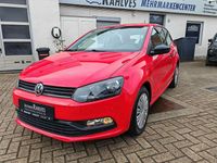 Gebraucht VW Polo Trendline 60 PS (44 kW) 2016 Flashrot Limousine