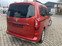 Neu Renault Kangoo Techno 131 PS (96 kW) 2026 Braun Van / Kleinbus