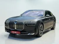 Gebraucht BMW 750e Performance 489 PS (359 kW) 2023 Schwarz Limousine