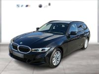 Gebraucht BMW 320e 204 PS (150 kW) 2024 Schwarz metallic Kombi