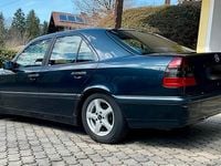 Gebraucht Mercedes C180 122 PS (89 kW) 1998 Schwarz Limousine