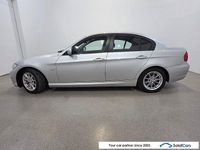 Gebraucht BMW 318 143 PS (105 kW) 2011 Silber Limousine