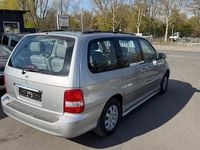 Gebraucht Kia Carnival EX 144 PS (105 kW) 2005 Silber Van / Kleinbus