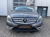 Gebraucht Mercedes B200 156 PS (114 kW) 2012 Grau Van / Kleinbus
