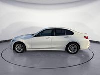Gebraucht BMW 320 Performance 190 PS (139 kW) 2022 Weiß Limousine
