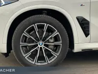 Gebraucht BMW X5 M Sport 298 PS (219 kW) 2025 Weiß SUV