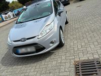 Gebraucht Ford Fiesta 95 PS (69 kW) 2011 Grau Kleinwagen