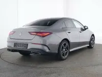 Gebraucht Mercedes CLA200 Premium 163 PS (119 kW) 2023 Metalliclack mountaingrau Coupé