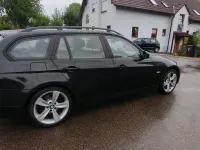 Gebraucht BMW 320 177 PS (130 kW) 2009 Schwarz Kombi