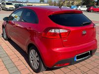 Gebraucht Kia Rio 86 PS (63 kW) 2013 Rot Kleinwagen