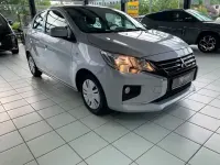 Gebraucht Mitsubishi Space Star Select 71 PS (52 kW) 2023 M) (silber Kleinwagen