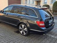Gebraucht Mercedes C220 170 PS (125 kW) 2011 Grau Kombi