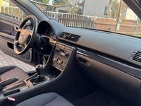 Gebraucht Audi A4 102 PS (75 kW) 2001 Schwarz Limousine