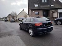 Gebraucht Audi A3 Ambition 125 PS (91 kW) 2013 Blau Kombi