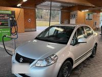 Gebraucht Suzuki SX4 107 PS (78 kW) 2009 Grau Limousine
