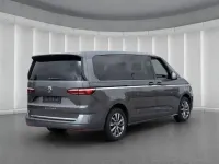 Gebraucht VW Multivan Style 150 PS (110 kW) 2024 Van / Kleinbus