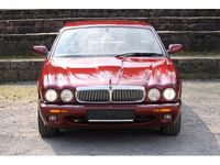 Gebraucht Jaguar XJ Sovereign 284 PS (208 kW) 2000 Rot Limousine