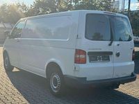 Gebraucht VW Transporter 102 PS (75 kW) 2006 Grauweiß r9002 Van