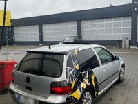 Gebraucht VW Golf IV 101 PS (74 kW) 2001 Silber Kleinwagen