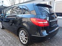 Gebraucht Mercedes B220 184 PS (135 kW) 2014 Schwarz Van / Kleinbus