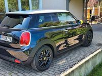 Gebraucht Mini Cooper SE 135 kW (184 PS) 2022 Schwarz Kleinwagen