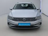 Gebraucht VW Passat Basis 150 PS (110 kW) 2023 Silber Kombi