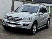 Gebraucht Mercedes ML320 224 PS (164 kW) 2007 Silber SUV