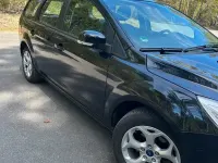 Używany Ford Focus 101 KM (74 kW) 2011 Czarny Kombi