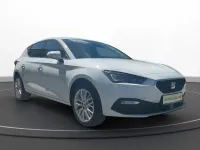 Neu Seat Leon 150 PS (110 kW) 2026 Weiß Limousine