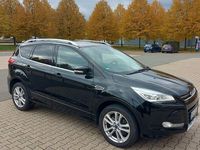 Gebraucht Ford Kuga Individual 179 PS (131 kW) 2016 Schwarz SUV