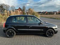 Gebraucht Renault Clio II 75 PS (55 kW) 2000 Schwarz Kleinwagen
