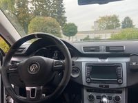 Gebraucht VW Passat R 299 PS (219 kW) 2013 Weiß Limousine