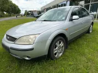 Gebraucht Ford Mondeo 145 PS (106 kW) 2001 Silber Limousine