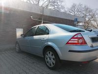 Gebraucht Ford Mondeo 125 PS (91 kW) 2005 Silber Limousine