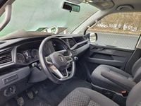 Gebraucht VW Multivan Family 150 PS (110 kW) 2020 Grau Van