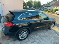 Gebraucht Porsche Cayenne 300 PS (220 kW) 2011 Schwarz SUV