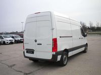 Gebraucht Mercedes Sprinter 150 PS (110 kW) 2024 Arktikweiß Van