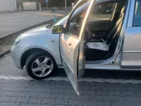 Gebraucht Mazda 2 80 PS (58 kW) 2004 Silber Kleinwagen