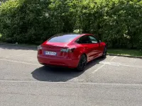 Gebraucht Tesla Model 3 339 kW (462 PS) 2019 Rot Limousine
