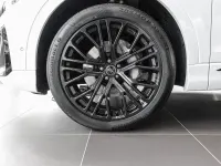 Gebraucht Audi Q8 Ambiente 286 PS (210 kW) 2026 Gletscherweiß metallic SUV